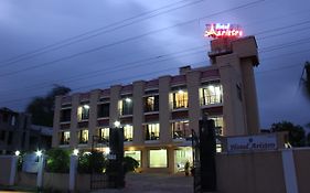 Aristro Hotel in Lonavala